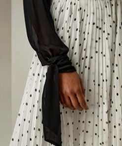 Radianceroute.shop9d2e5b3218 3